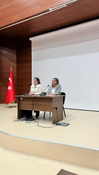 Meslek Yüksekokulumuzda “Akademide Kadın Olmak” Paneli Düzenlendi